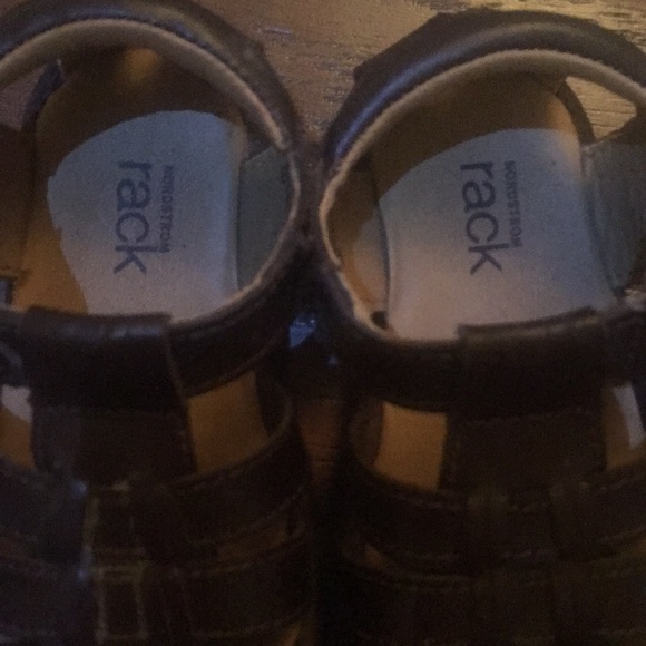 Boys brown sandals - Picture 2 of 3